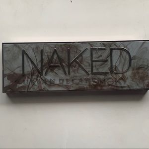 Urban Decay SMOKY